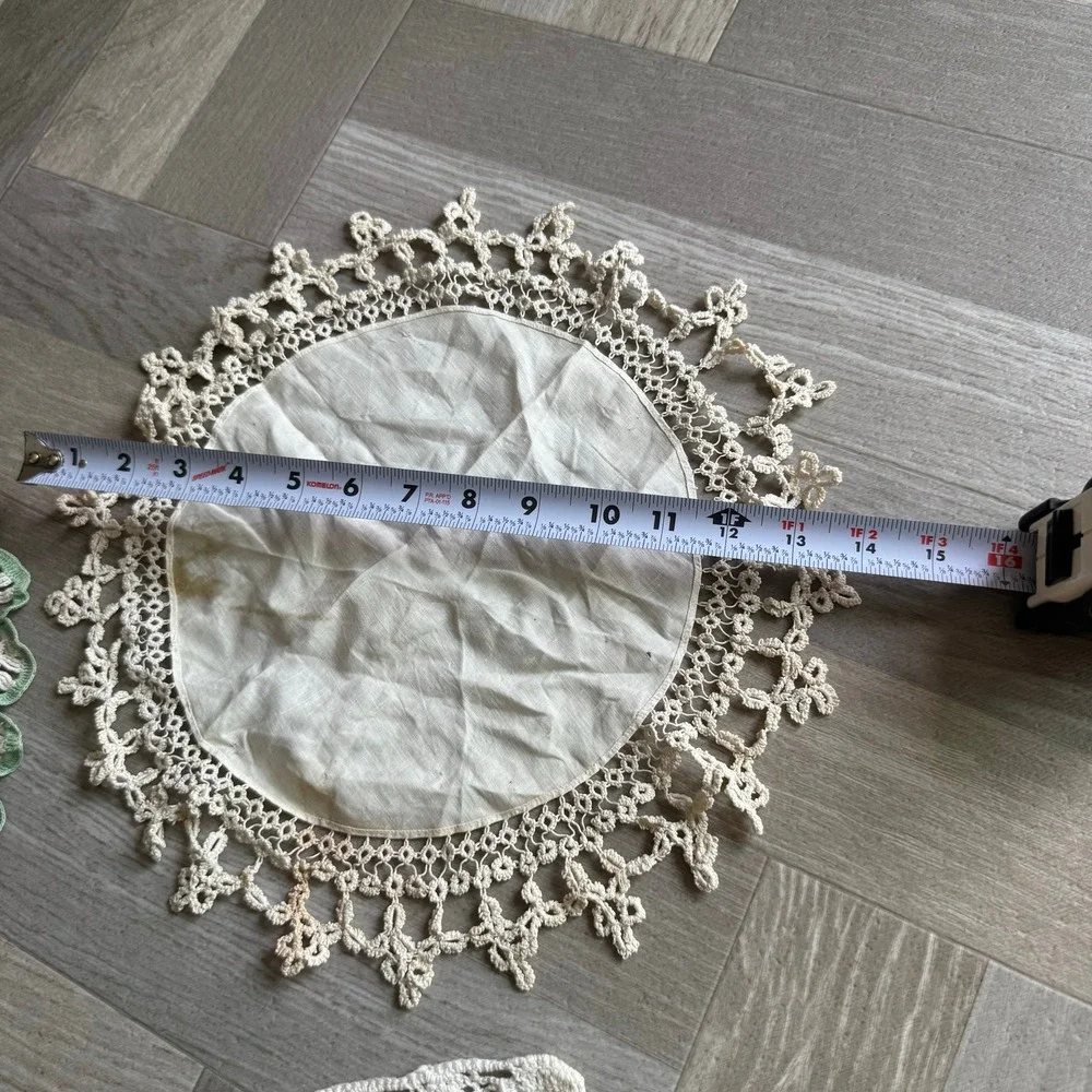 Vintage Crochet Doilies Lot 3 Handmade Tablecloths Lace‎ Home Decor
